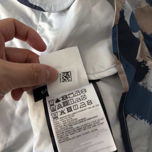 Canada Goose Faber Print Utility Bomber - Size Large - Picture 14 of 15